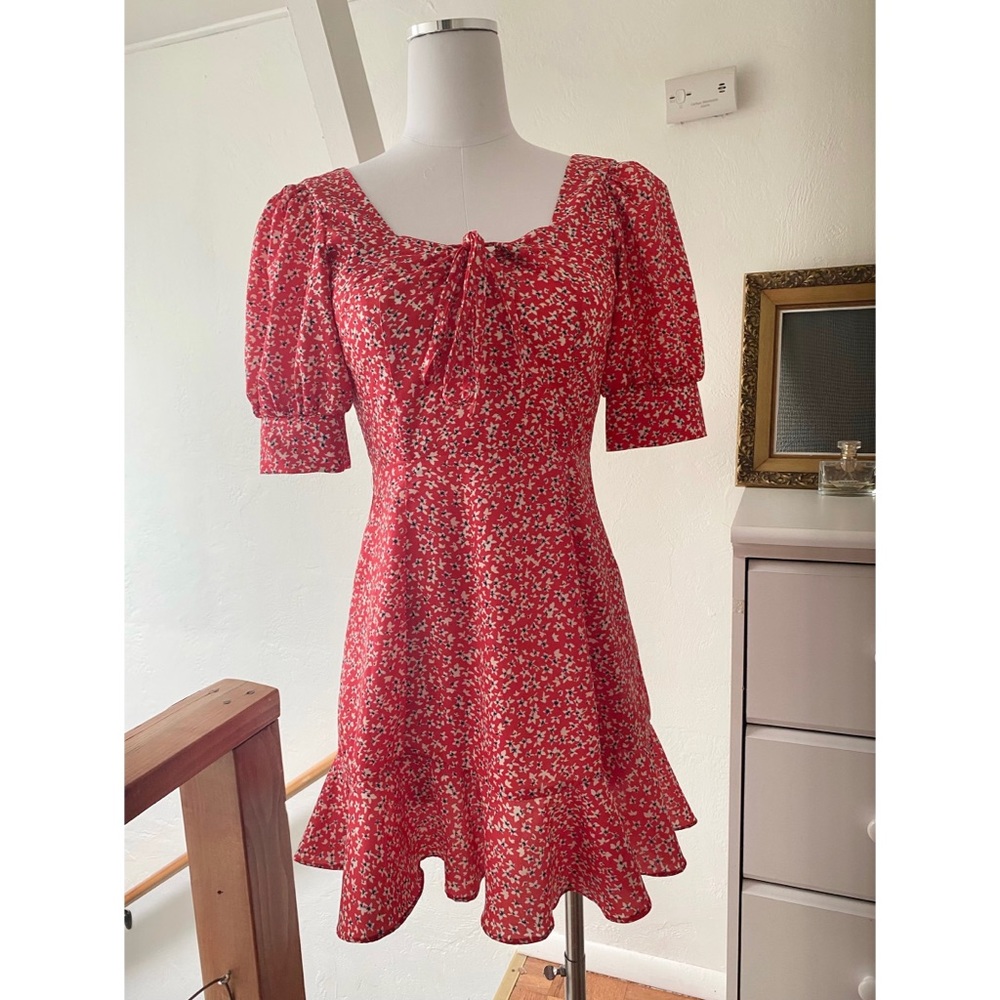 NWT Red puff sleeve floral summer mini dress, Small - Picture 3 of 5